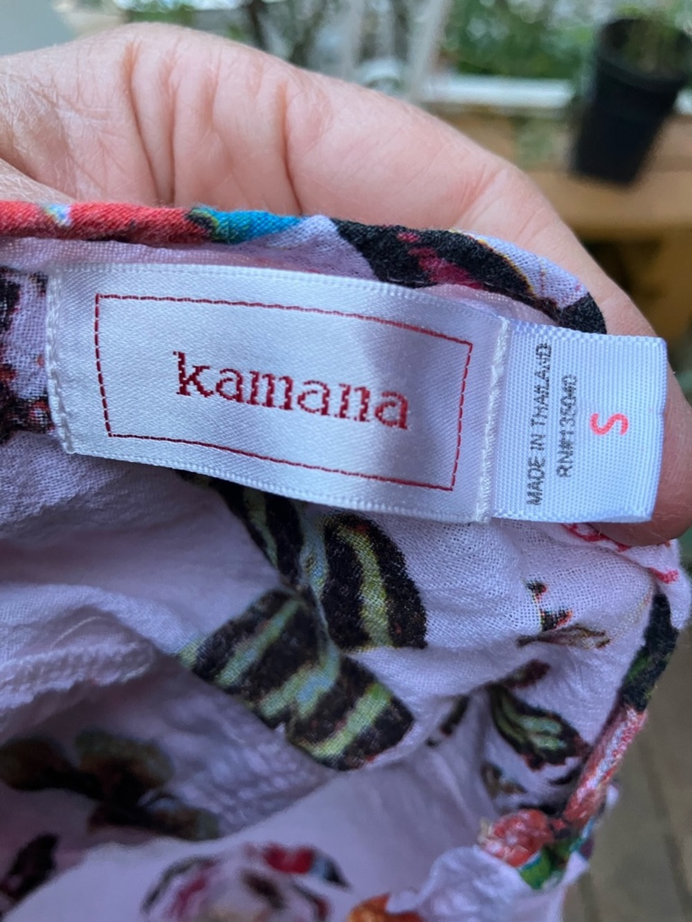 Kamana light weight, butterfly beach cover up or dress size small - Picture 8 of 8